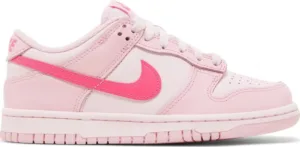 Nike Dunk Low Triple Pink