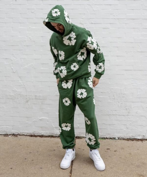 Denim Tears printed "Cotton Wreath" Green hoodie - Image 2
